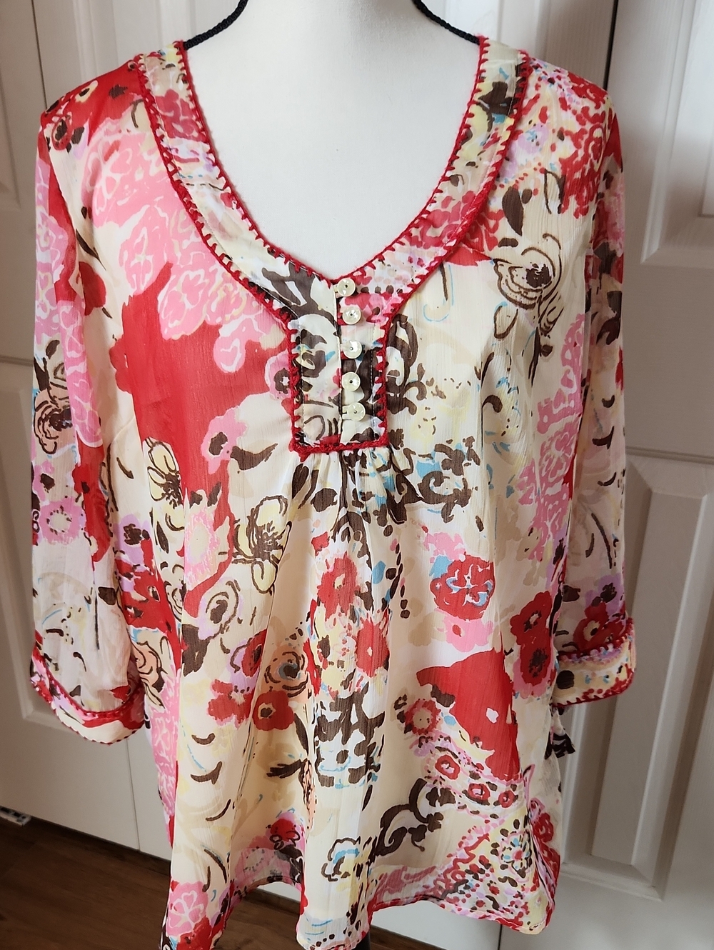 Coldwater Creek Cream Tunic with Coral and Pink Floral Print